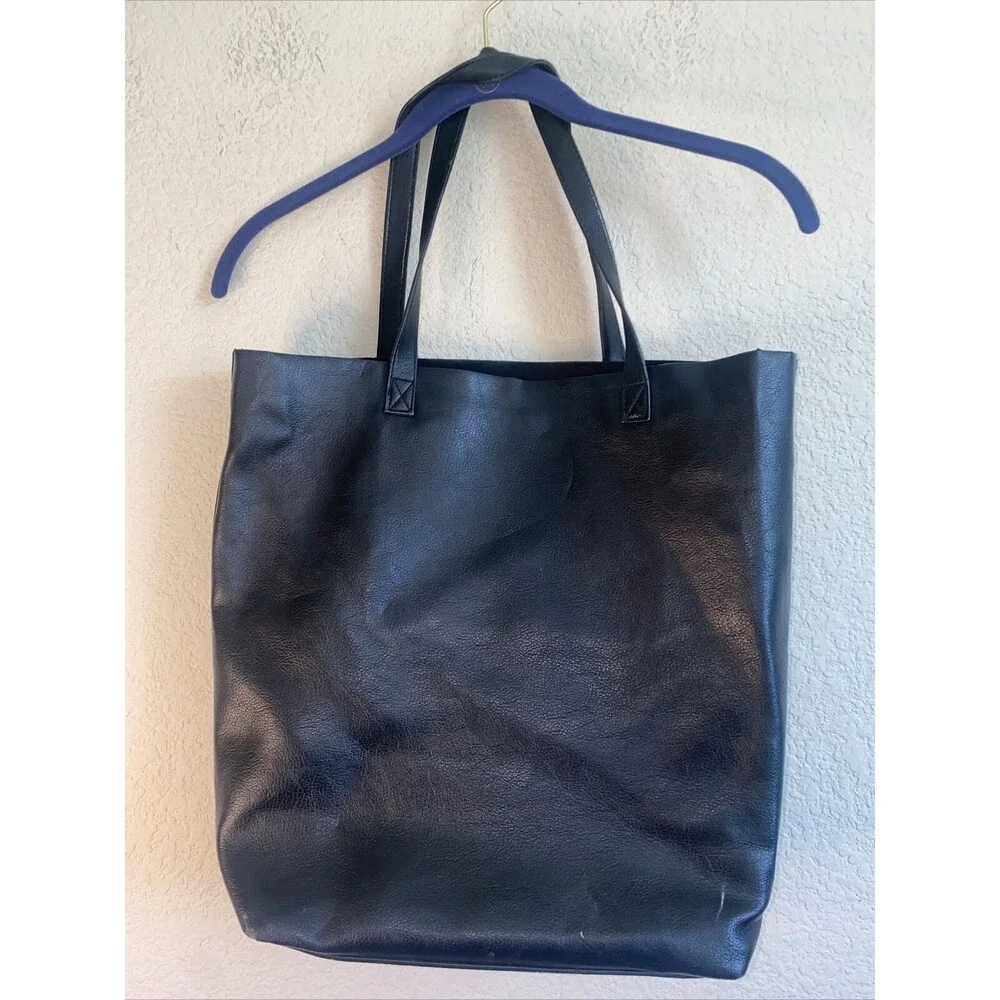 American Eagle Studed Rhine genuine soft Imitation leather tote Bag 16x15
